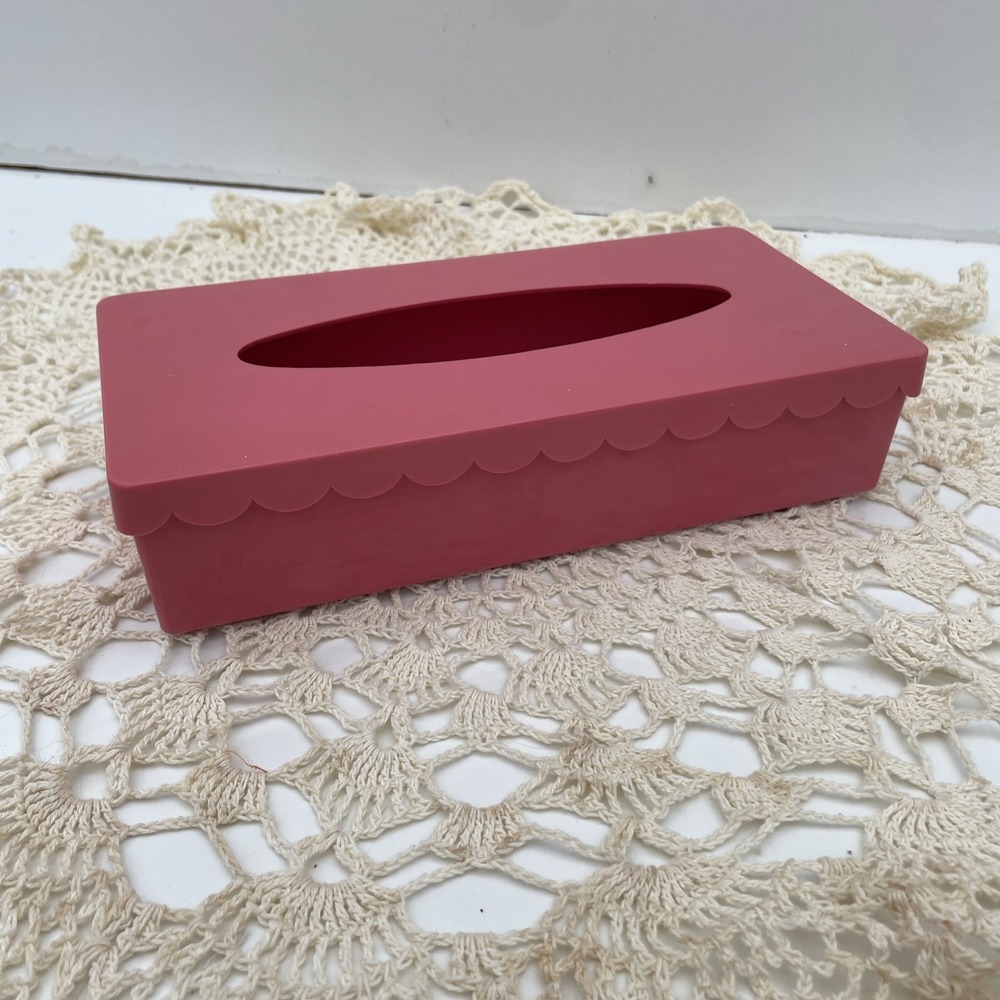 Vintage Pink Plastic Tissue Box Holder Hinged Lid Scalloped Edges granny core